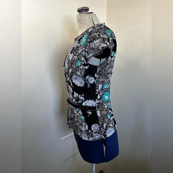 Pinadas Vintage Black/White/Teal Floral Short Sleeve Shirt Women’s Medium Petite - Picture 5 of 9